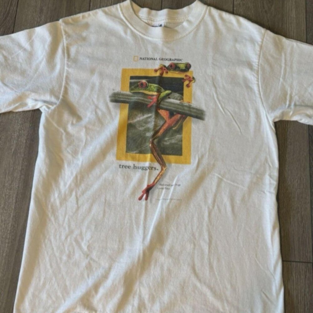 National Geographic Tree Frog Graphic Tee “Tree Huggers” T-Shirt